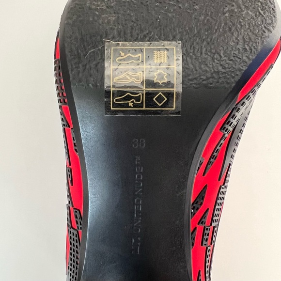 United Nude Fold Lite Mid Heels Blush Geo Red Black Graphic Pumps EU 38 US 7.5 - Picture 7 of 8